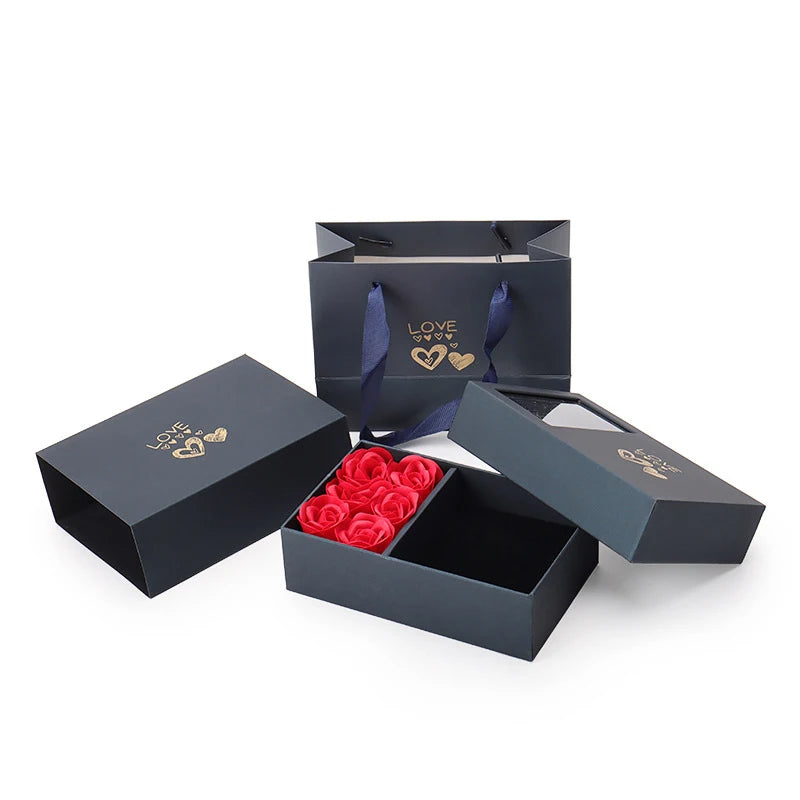 Colier magnetic cu pandantiv trifoi cu patru foi